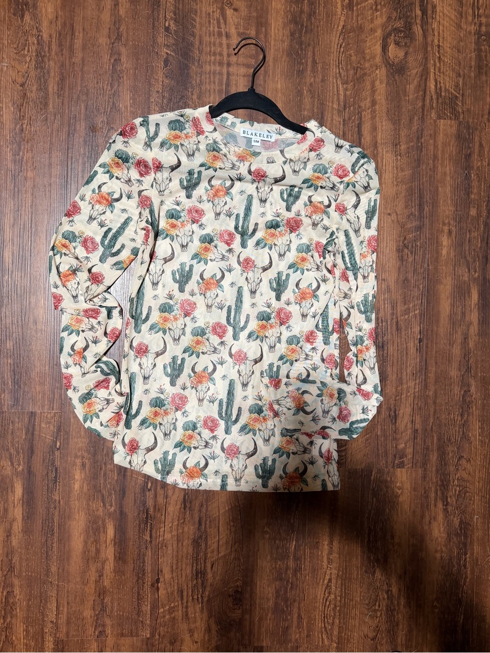 Blakely Cream Floral & Cactus Print Long-Sleeve mesh Top